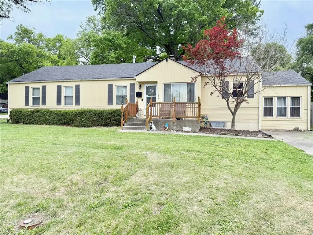 9817 E 67th Terrace, Raytown, MO 64133 - #1