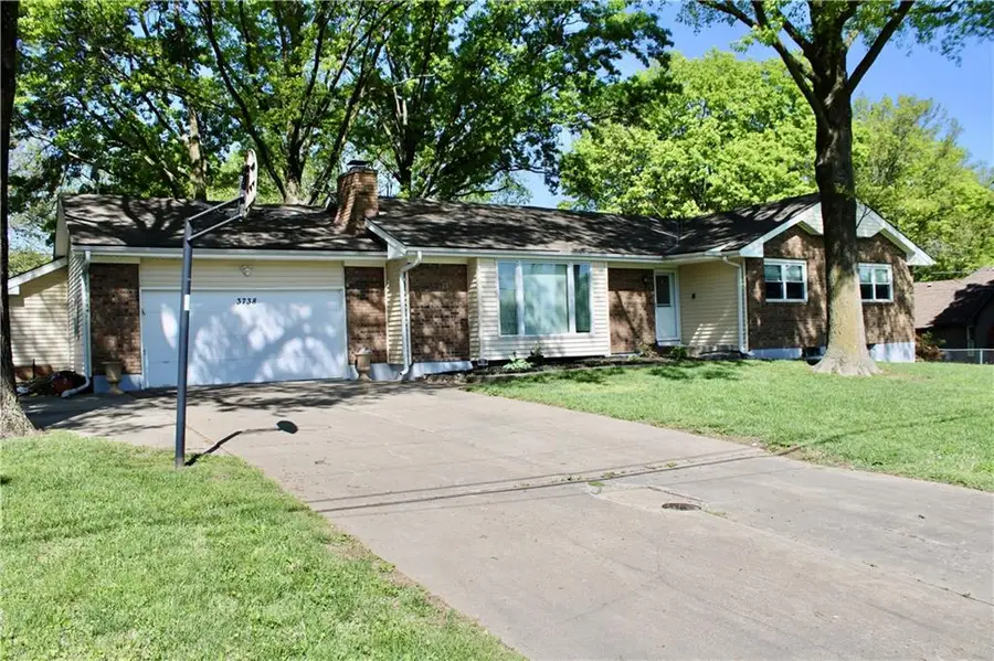 3738 N 123rd Street, Kansas City, KS 66109 - #2