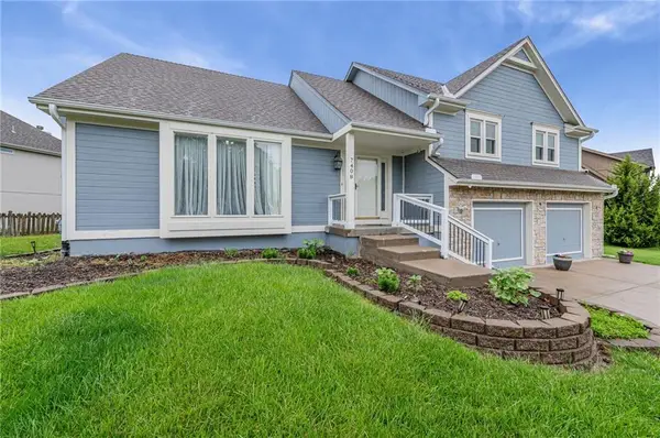 7408 N Sycamore Avenue, Kansas City, MO 64158