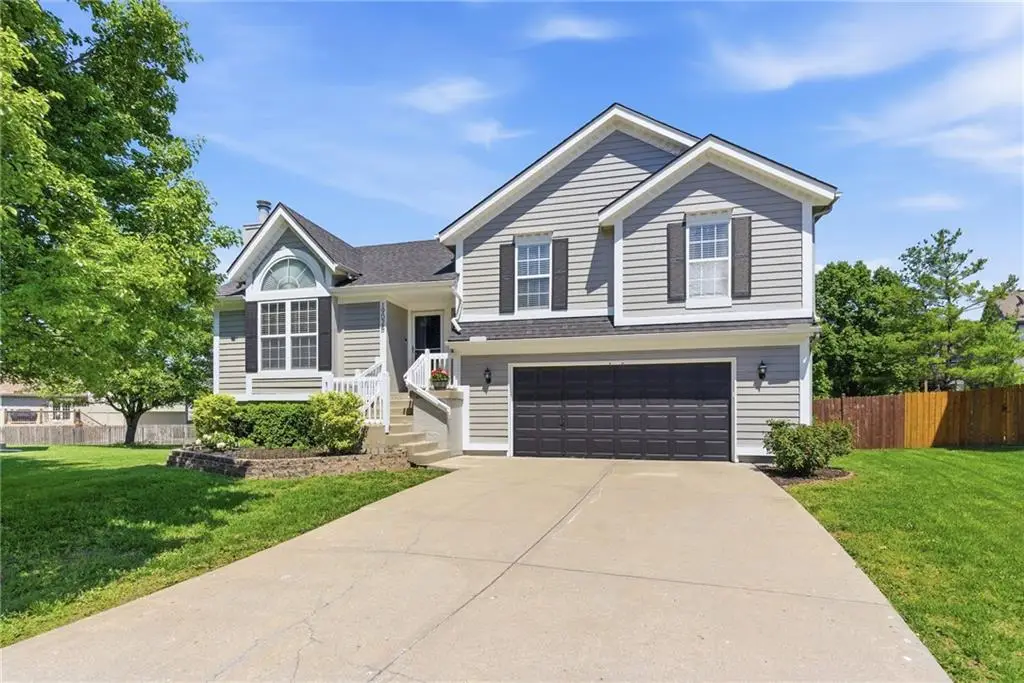 19026 W 163rd Place, Olathe, KS 66062 - #1