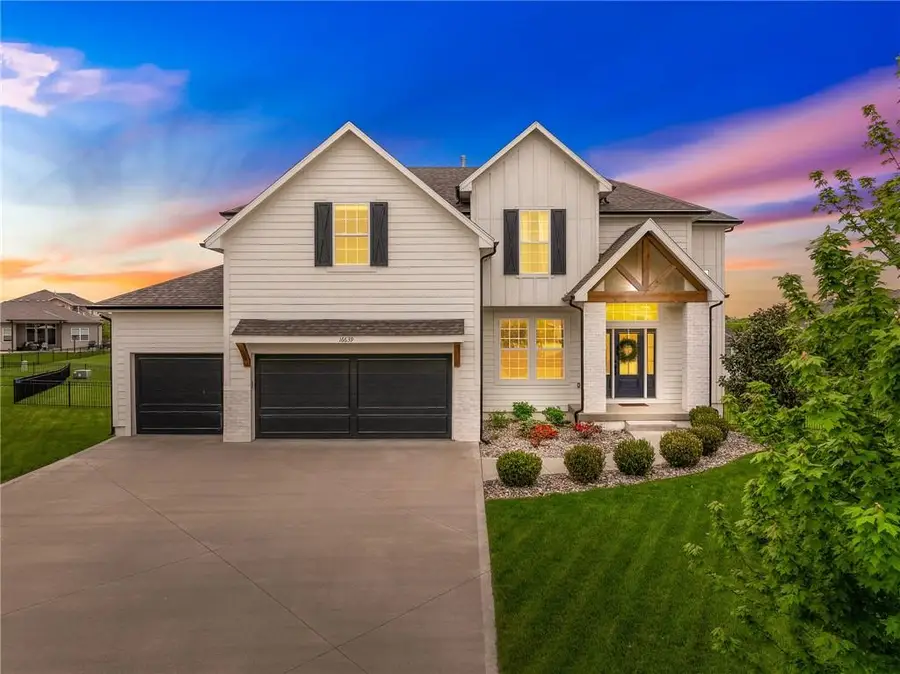 16639 S Legler Street, Olathe, KS 66062 - #3