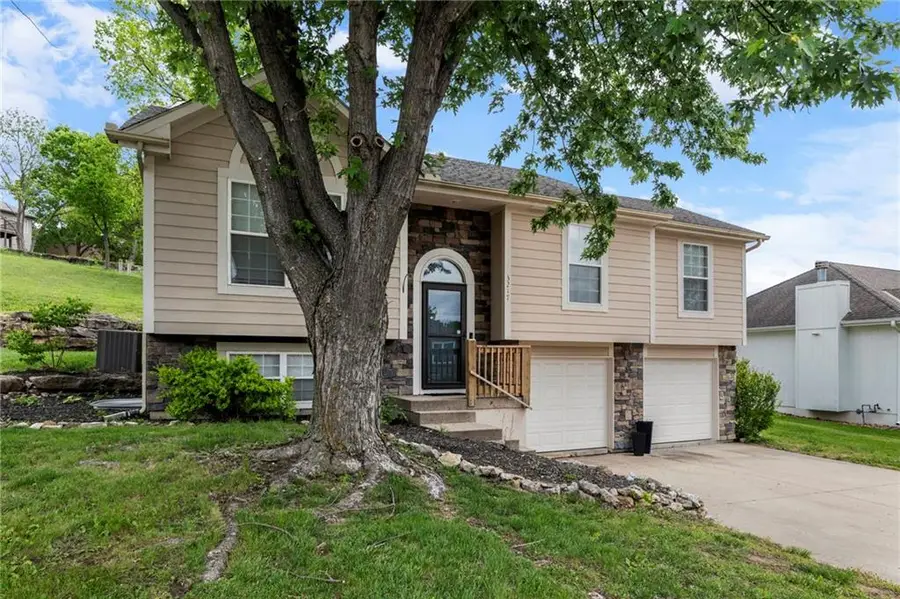3217 S Elizabeth Avenue S, Independence, MO 64057 - #3