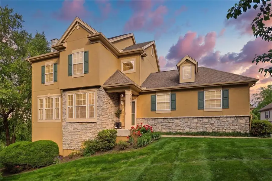 16165 Linden Street, Overland Park, KS 66085 - #2