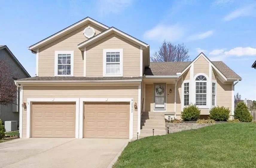 20902 W 118th Terrace, Olathe, KS 66061 - #1