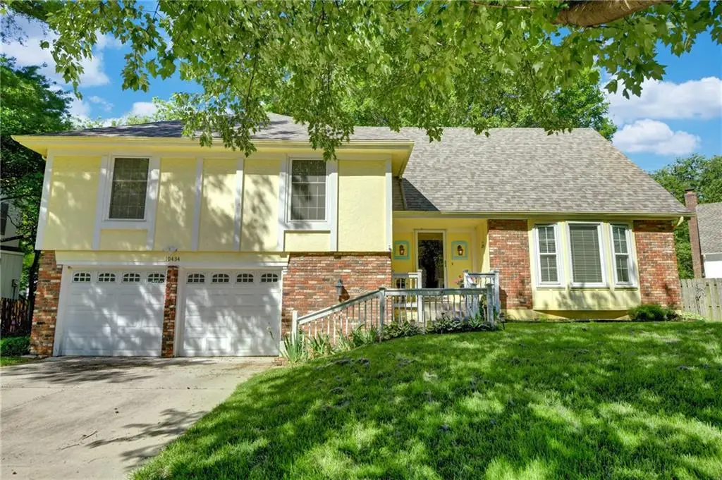 10434 Bradshaw Street, Lenexa, KS 66215 - #1