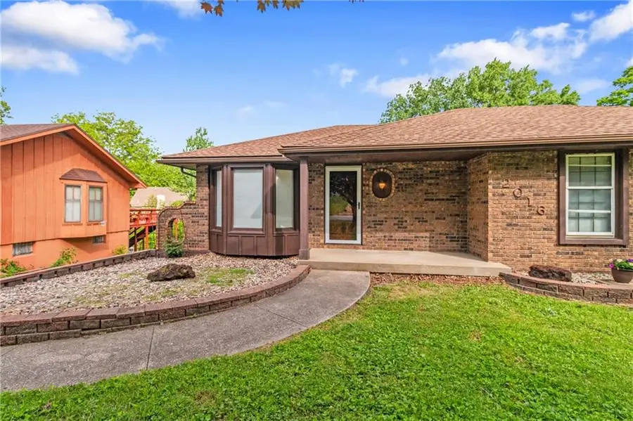 2016 N Lazy Branch Road, Independence, MO 64058 - #2