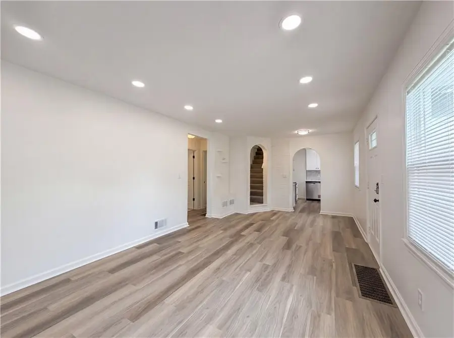 5525 Yecker Avenue, Kansas City, KS 66104 - #3