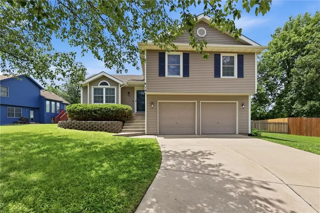 914 Elm Court, Belton, MO 64012 - #1