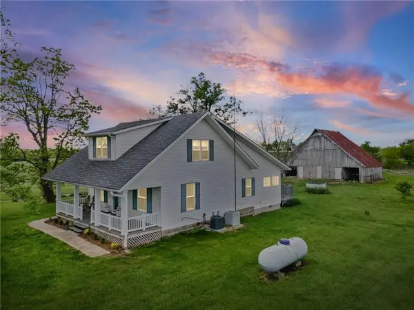 214 NW 361 Road, Warrensburg, MO 64093