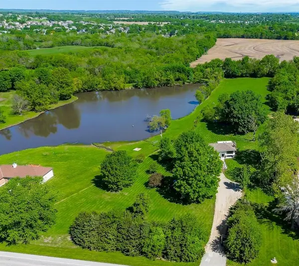 14074 Mcintyre Road, Leavenworth, KS 66048