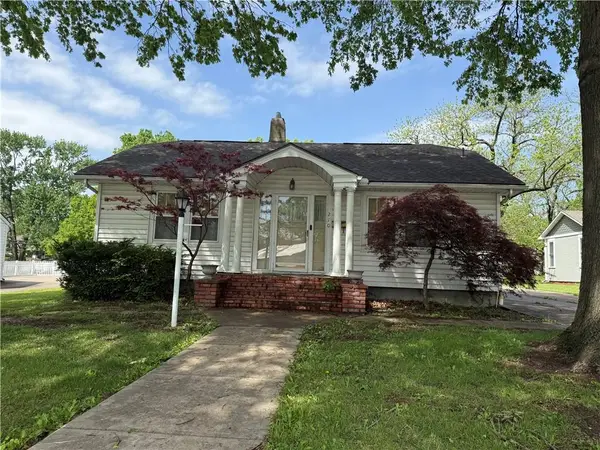 210 S Scott Avenue, Belton, MO 64012