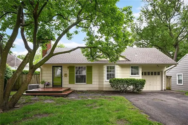 5005 Sycamore Drive, Roeland Park, KS 66205