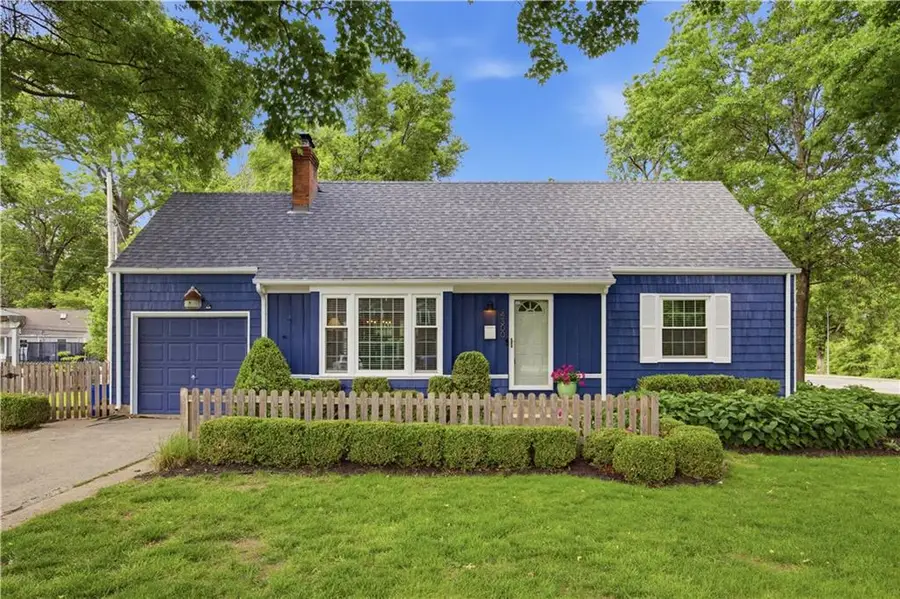 4300 W 71st Terrace, Prairie Village, KS 66208 - #3