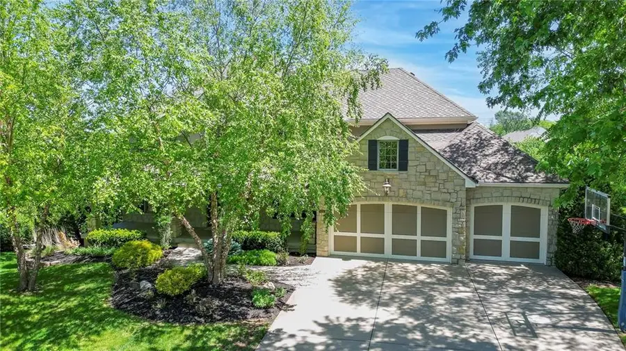 15225 Perry Street, Overland Park, KS 66221 - #2