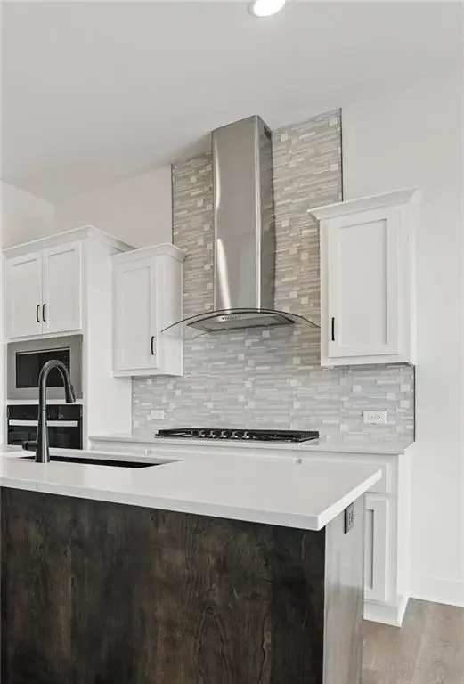 1614 NW 105th Terrace, Kansas City, MO 64155