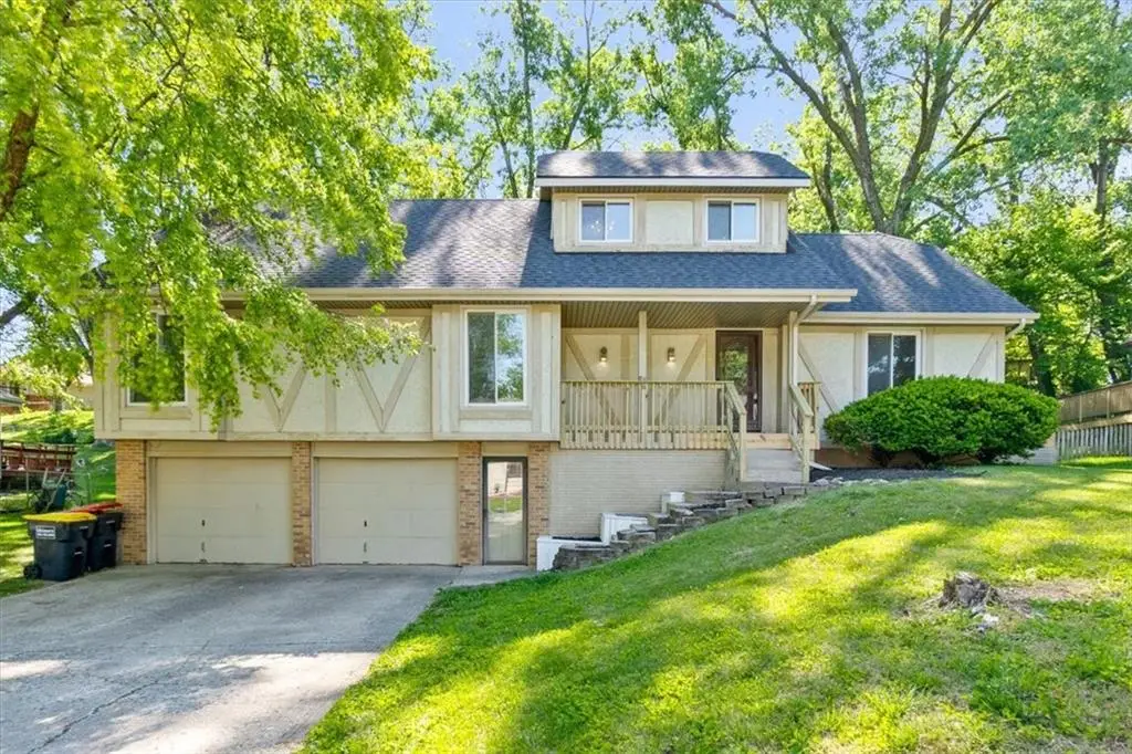 5605 Verlin Drive, Parkville, MO 64152 - #1