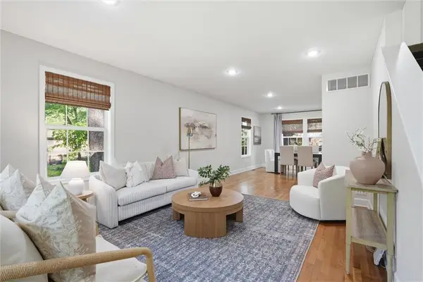 12 W 82nd Terrace, Kansas City, MO 64114