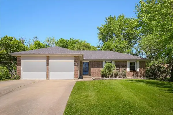 505 Arena Drive, Peculiar, MO 64078