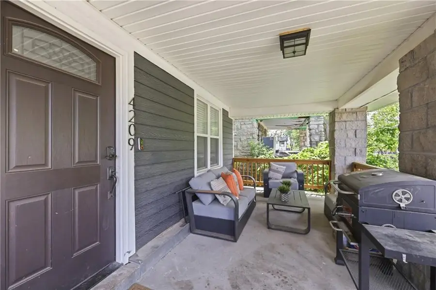 4209 Wabash Avenue, Kansas City, MO 64130 - #2