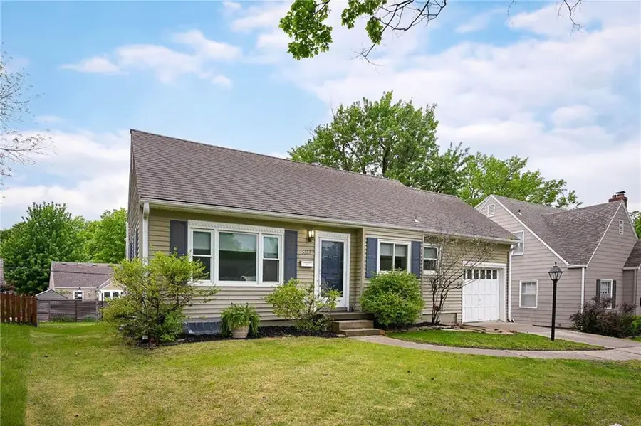 5322 Juniper Drive, Roeland Park, KS 66205 - #2