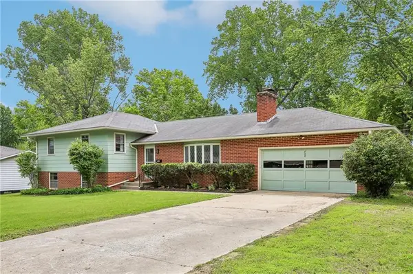 708 Tyler Avenue, Warrensburg, MO 64093