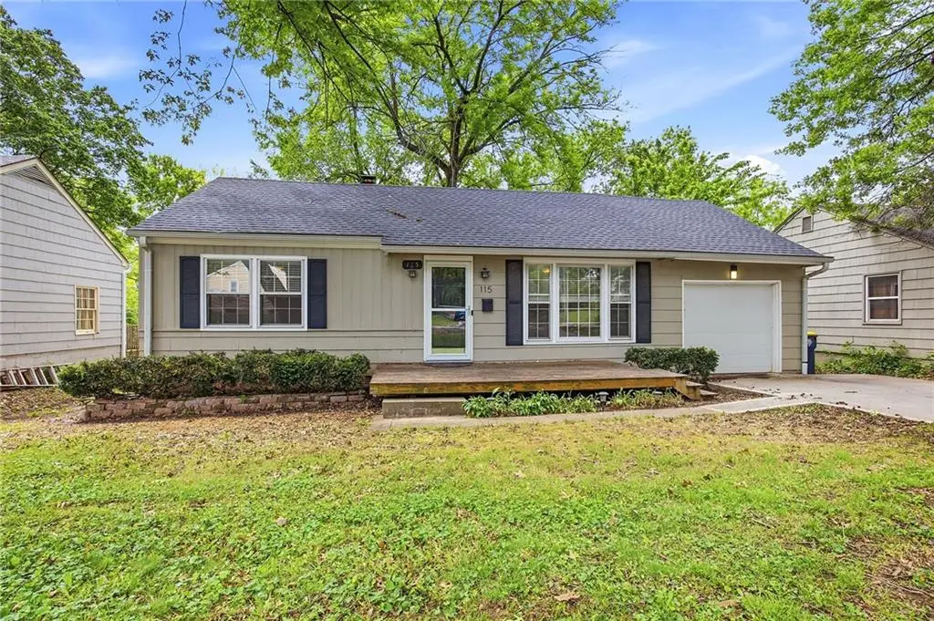 115 W 89th Street, Kansas City, MO 64113 - #1