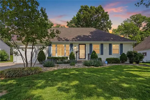 4929 N Cleveland Avenue, Kansas City, MO 64119