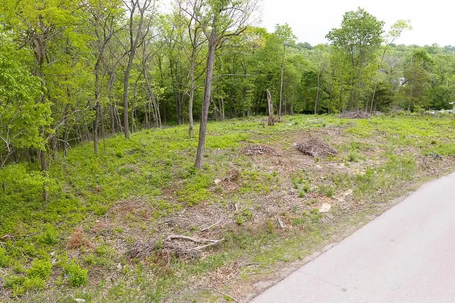 13710 Woodend Road, Bonner Springs, KS 66012 - #2
