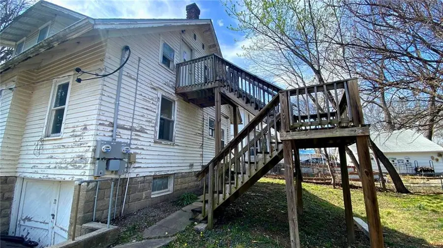 309 E Culton Street, Warrensburg, MO 64093 - #2