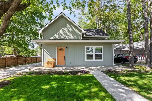 213 Red Jacket Street, Ottawa, KS 66067