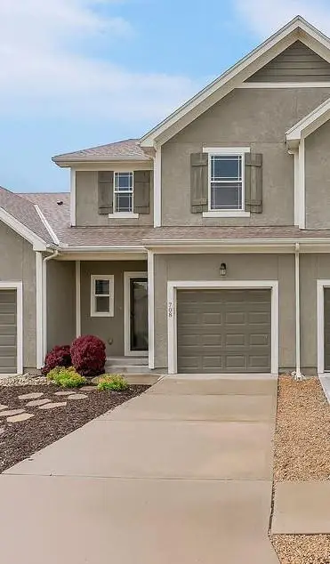 708 W Shawnee Court, Gardner, KS 66030