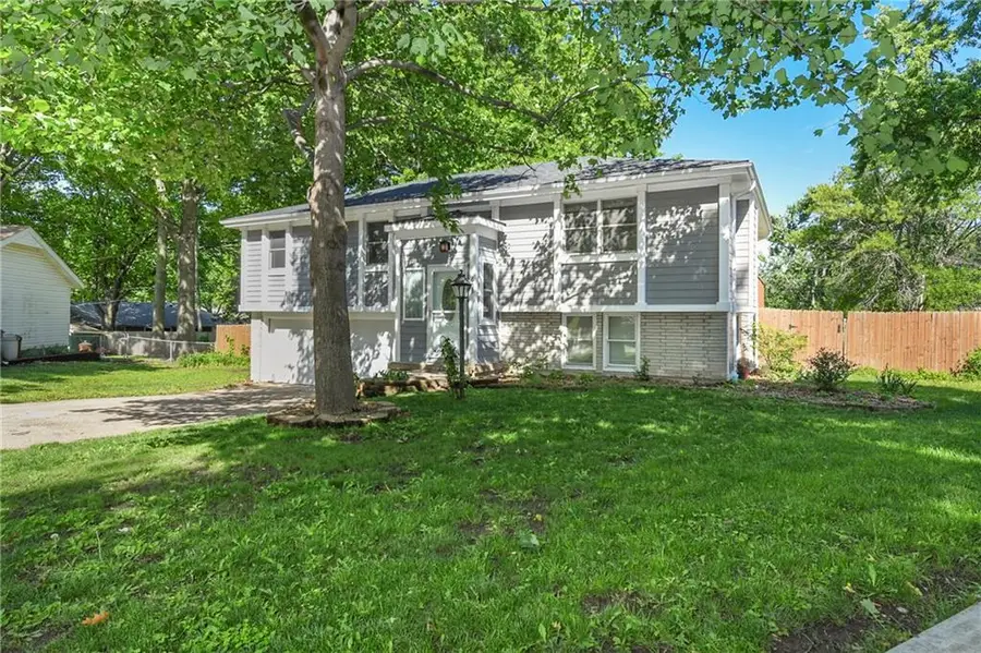 603 S Hamilton Circle, Olathe, KS 66061 - #2