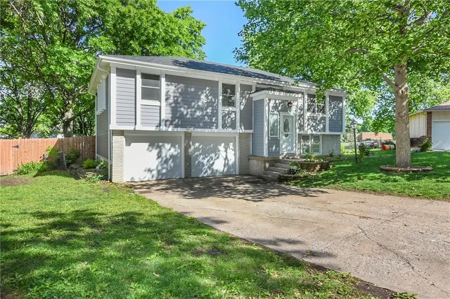 603 S Hamilton Circle, Olathe, KS 66061 - #3