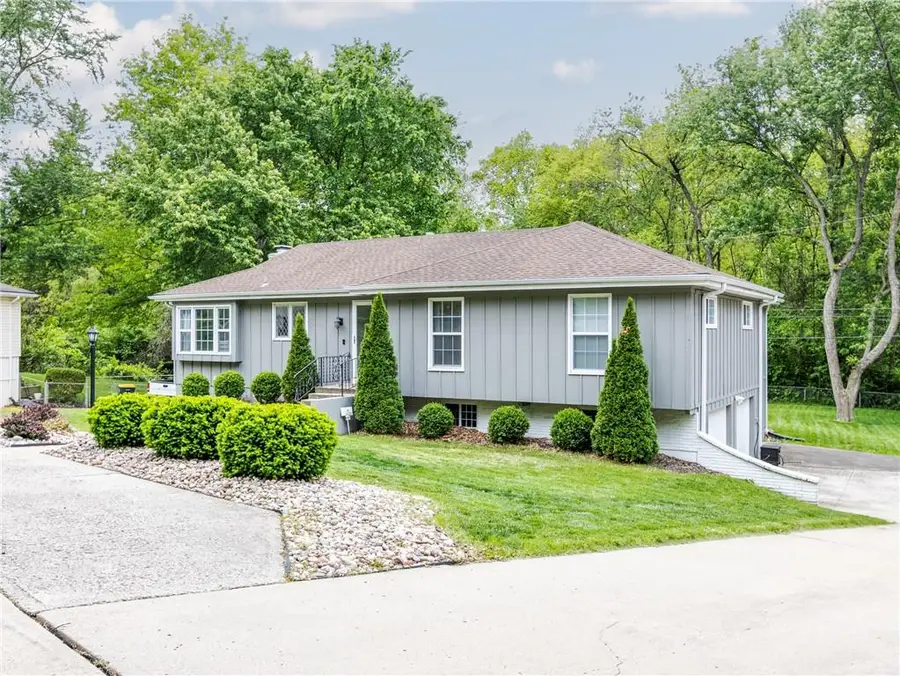 10912 NE Madison Avenue, Kansas City, MO 64114 - #3
