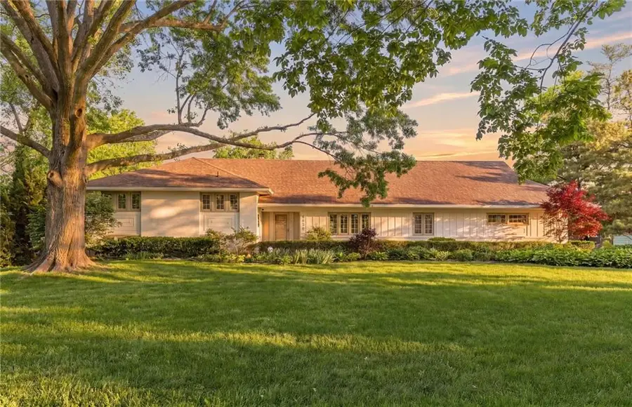 3636 W 89th Street, Leawood, KS 66206 - #2