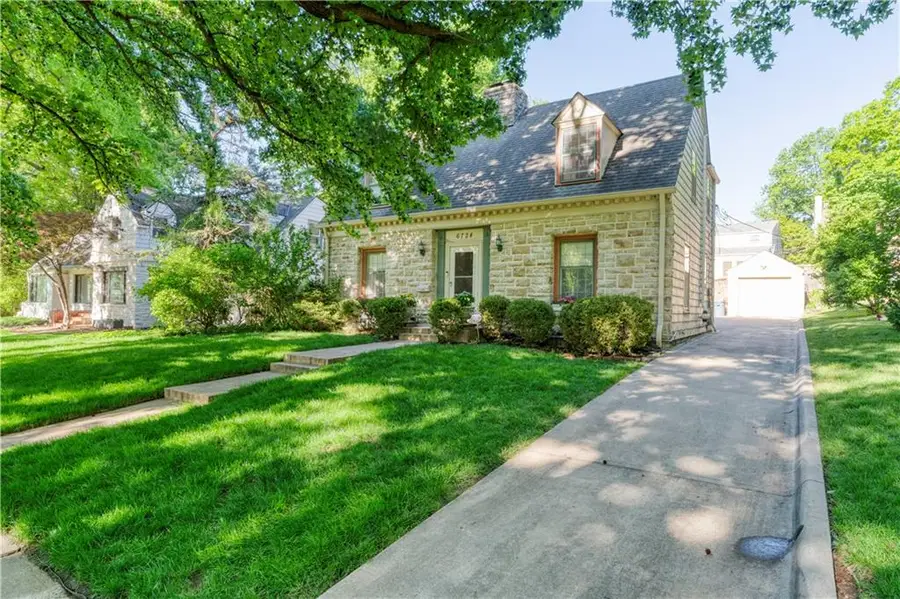6724 Cherry Street, Kansas City, MO 64131 - #3
