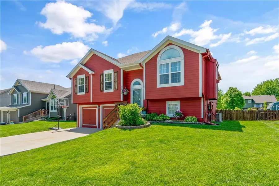 11424 N Ditzler Avenue, Kansas City, MO 64157 - #3
