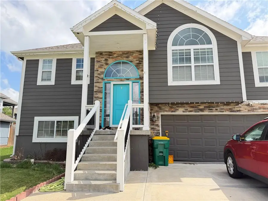 11219 Kimball Avenue, Kansas City, KS 66109 - #2