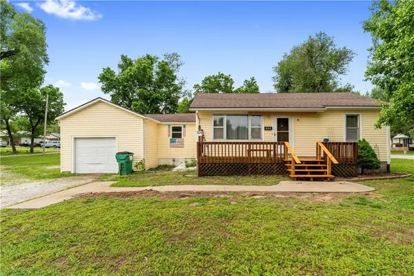 329 W Atlantic Street, Nevada, MO 64772