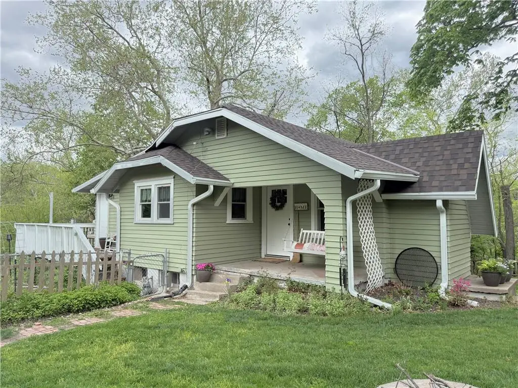 3044 N 2nd Street, Saint Joseph, MO 64505 - #1