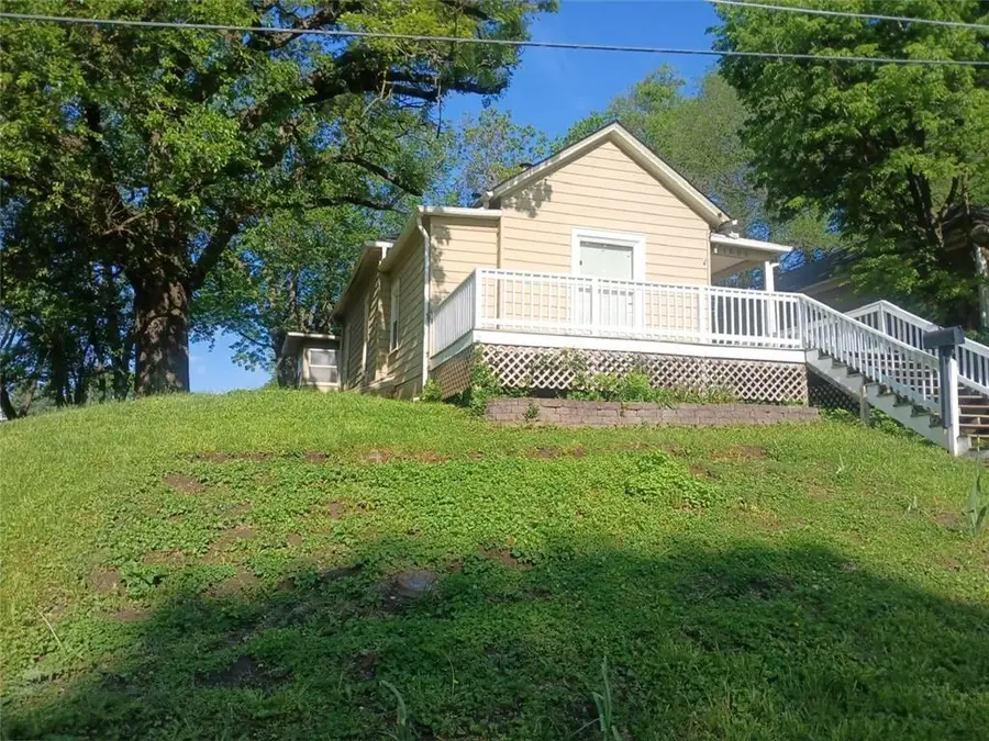 1606 N 20th Street, Saint Joseph, MO 64505 - #3