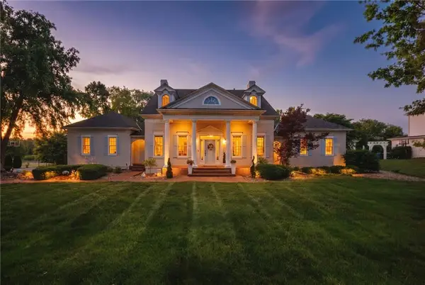 14645 S Caenen Lane, Olathe, KS 66062