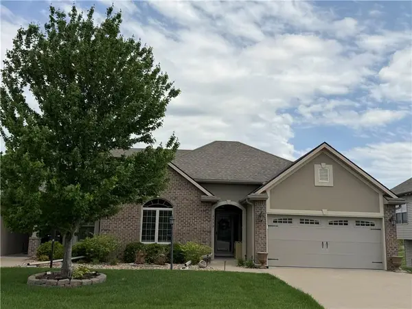 4409 Stonebridge Drive W, St Joseph, MO 64505