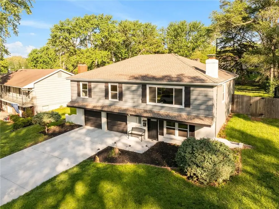 9248 Wedd Drive, Overland Park, KS 66212 - #2
