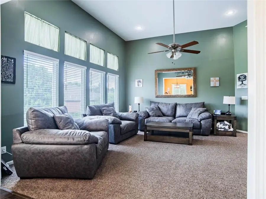 12216 Merion Drive, Kansas City, KS 66109 - #2