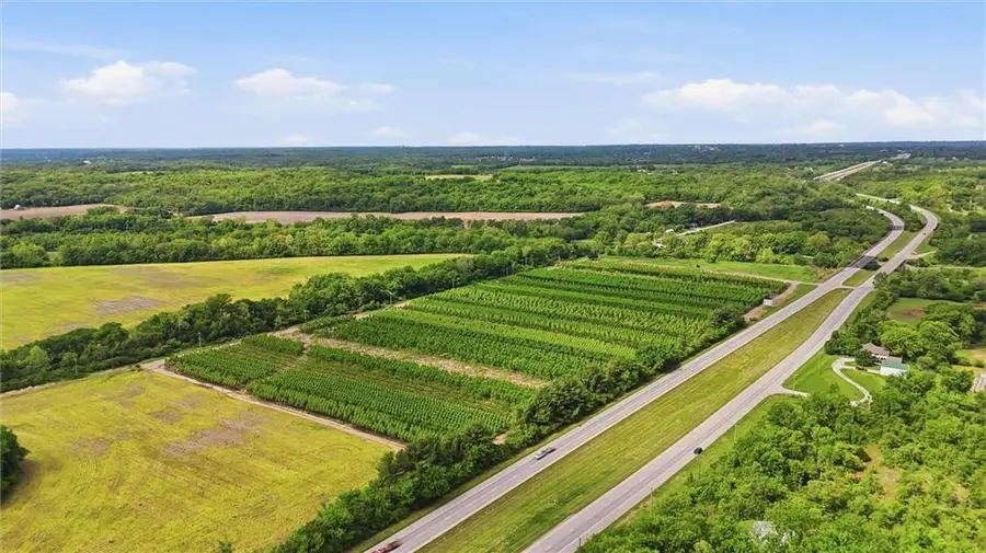 22721 E Us-24 Highway, Independence, MO 64056 - #2
