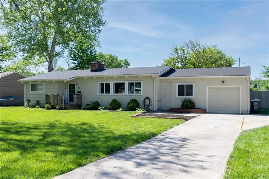 701 E 98th Street, Kansas City, MO 64131 - #2