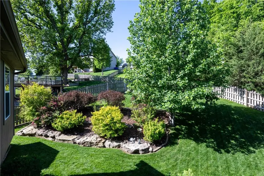 7100 Woodland Drive, Shawnee, KS 66218 - #3