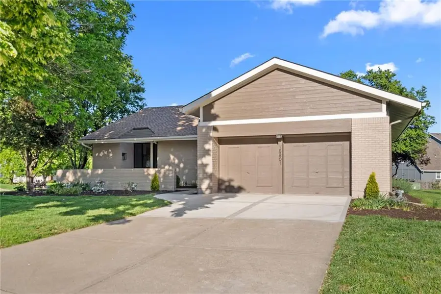 15801 Dearborn Street, Overland Park, KS 66223 - #2