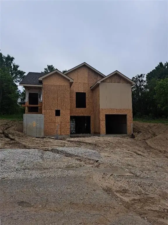 1938 N Valley Avenue, Kansas City, KS 66104